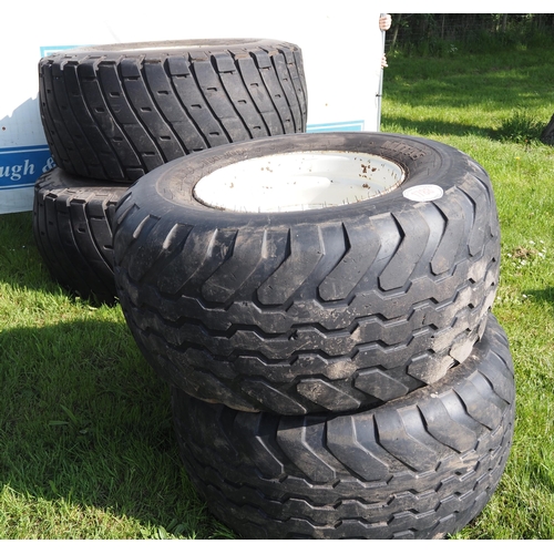 1788 - New Holland flotation wheel and tyres 23.1-26 & 500/60-22.50