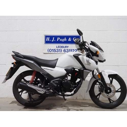 1025 - Honda CBF125 motorcycle. 2022. 124cc. 
Runs and rides. 
Recent service Comes with wheel lock, servic... 