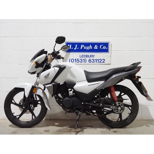 1025 - Honda CBF125 motorcycle. 2022. 124cc. 
Runs and rides. 
Recent service Comes with wheel lock, servic... 