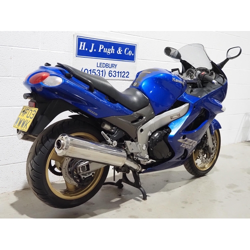 1026 - Kawasaki ZZR1200 motorcycle. 2003. 1164cc. 
Runs and rides. Comes with history including invoices an... 