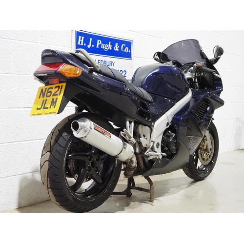 1027 - Honda VFR750 motorcycle. 1996. 748cc. 
Last ran in March 2024 but needs recommissioning as carburett... 