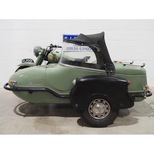 1033 - Sunbeam S7 sidecar outfit. 1950. 487cc
Frame No. S7 3193
Engine No. S813294
Runs and rides, starts e... 