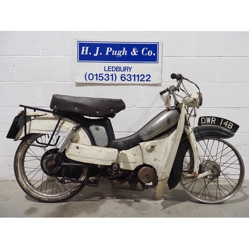 1036 - Motobecane moped. Engine is free.
Reg. DWR 14B. No docs