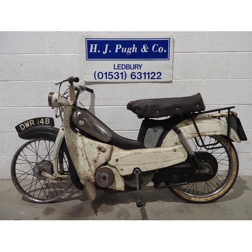 1036 - Motobecane moped. Engine is free.
Reg. DWR 14B. No docs