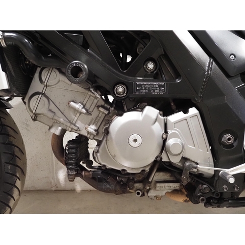 1040 - Suzuki SV650 S motorcycle. 2010. 645cc
Runs and rides. MOT until 14.8.24. Comes with heated grips an... 