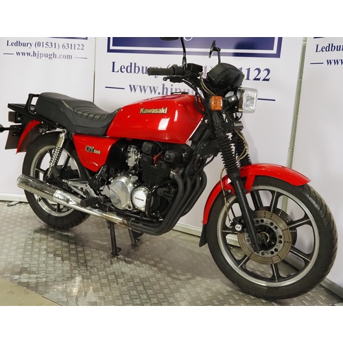 1045 - Kawasaki GT550 motorcycle. 1994. 553cc
Runs and rides. New battery, plugs and leads and rear shocks.... 