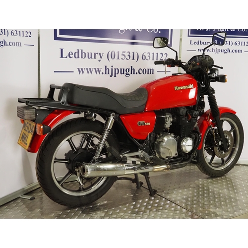 1045 - Kawasaki GT550 motorcycle. 1994. 553cc
Runs and rides. New battery, plugs and leads and rear shocks.... 