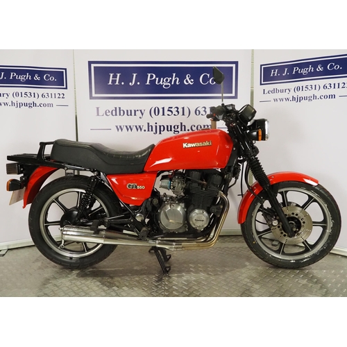 1046 - Kawasaki GT550m motorcycle. 1997. 553cc
Runs but carburettors require attention. New battery, front ... 