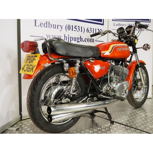 962 - Kawasaki H1B 500 motorcycle. 1971. 498cc. 
Frame No. KAF-52740
Engine No. KAE-57019
Runs and rides. ... 