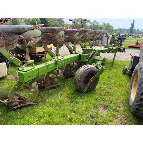 1552 - Dowdeswell 130 6 furrow reversable plough