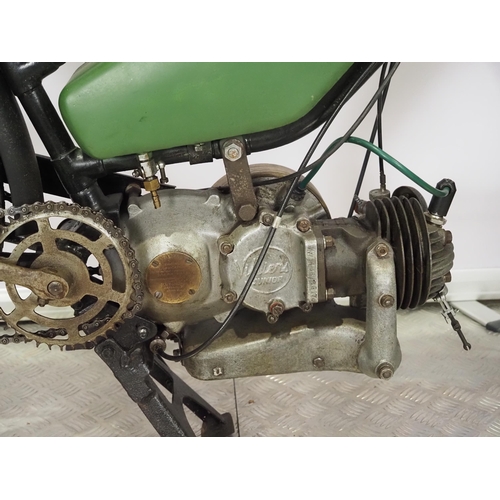 1063 - Norman Motobyk unfinished project. 1948. 98cc
Frame No. R1554
Engine No. 436/8617
Engine turns over ... 