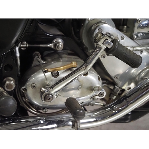 889 - BSA Goldstar motorcycle. 1955. 350cc
Frame No. CB32.670
Engine No. BB32.GS.1119.
Engine turns over w... 