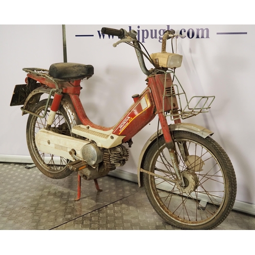 1073 - Honda PA50 Camino DX moped project. 49cc
Engine turns over. Comes with Haynes workshop manual.
Reg. ... 