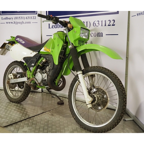 1077 - Kawasaki KMX125 trail bike. 2001. 124cc
Engine turns over. Was running around 18 months ago. Good pr... 