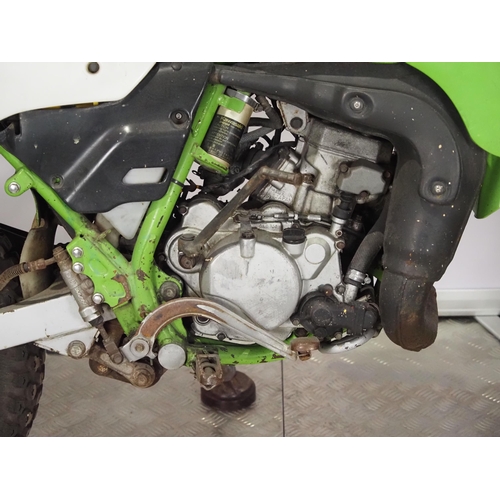 1077 - Kawasaki KMX125 trail bike. 2001. 124cc
Engine turns over. Was running around 18 months ago. Good pr... 