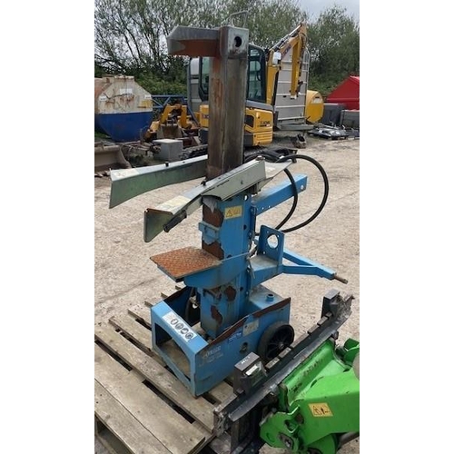 225 - 3 Point linkage hydraulic log splitter