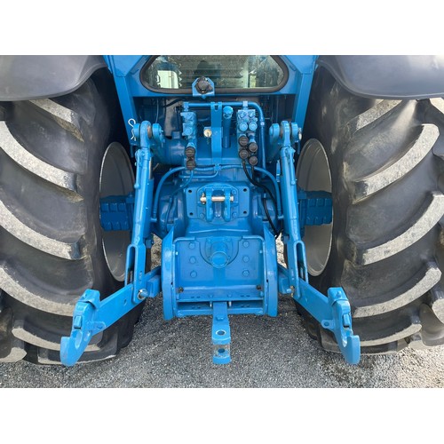 279 - Ford 8830 tractor. 1992.  Dual Power, front weights, front mudguards, air con, drawbar, quick releas... 