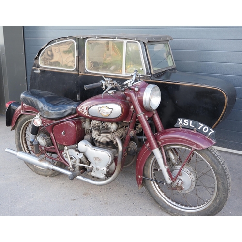 1087 - Royal Enfield Meteor sidecar outfit. 1956. 700cc
Frame No. 713430
Runs but has been dry stored for s... 