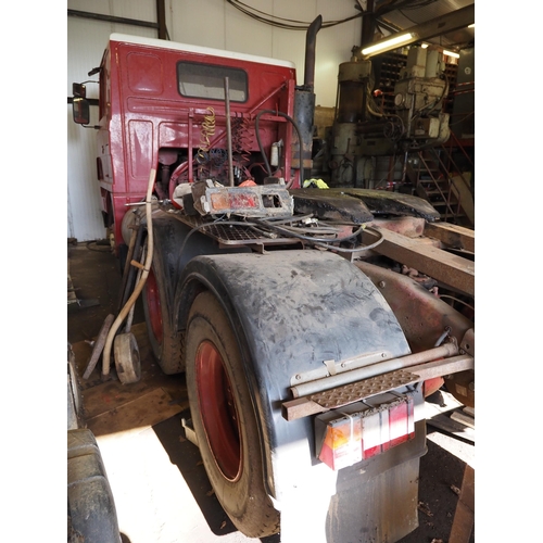 263 - Foden S106 6 wheel artic lorry. Twin drive, replacement rear axles, runs. Showing 474,000 km. Reg. B... 