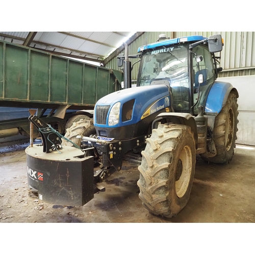 280 - New Holland T6080 4WD tractor. Runs and drives, MX900 front weights, front linkage, Trimble GPS FM-7... 