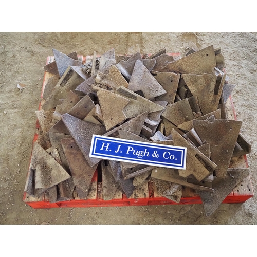 93 - Pallet of Fowler plough points