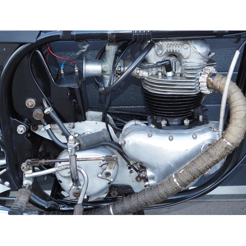 808 - Norton Dominator Cafe Racer. 1956. 500cc. 
Frame No. 69763/199
Engine No. 79479
Reg. 927 XWB. V5.