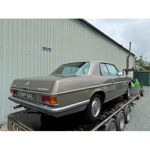 325 - Mercedes 250 CE Pillarless coupe. 1971. Non runner, engine is free. V5