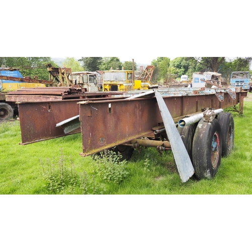 115 - Twin axle artic trailer chassis 40ft