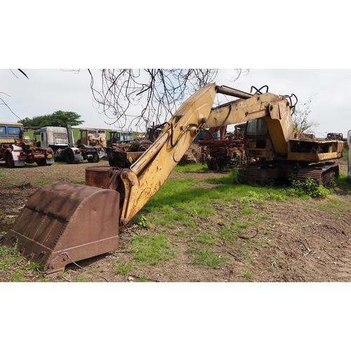 128 - JCB 6D tracked machine. Non runner