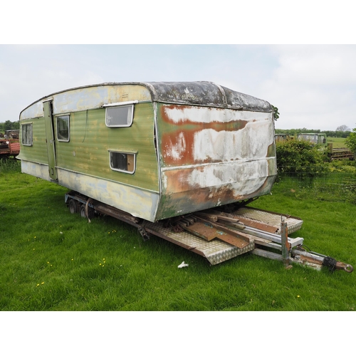 246 - 4 Caravans and plant trailer