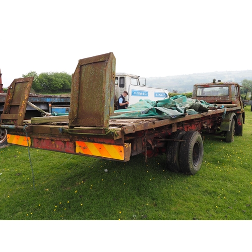 257 - Bedford TK Chinese 6 lorry roll on body