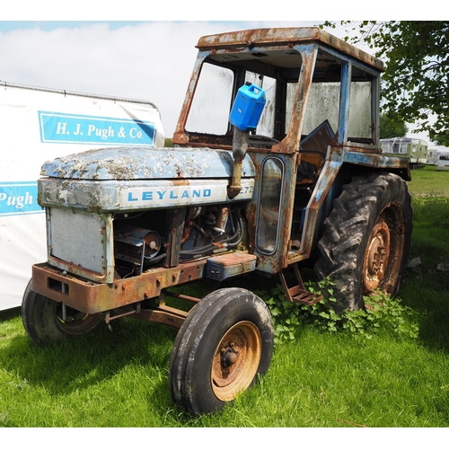 278 - Leyland 272 tractor