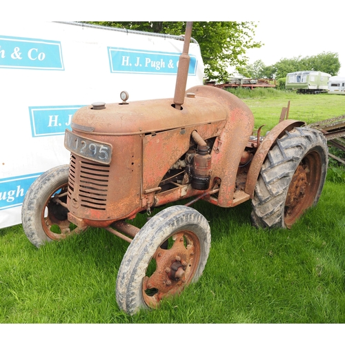 281 - David Brown Cropmaster tractor. Original tidy barn stored condition, supplied by Brook Bros Hereford... 