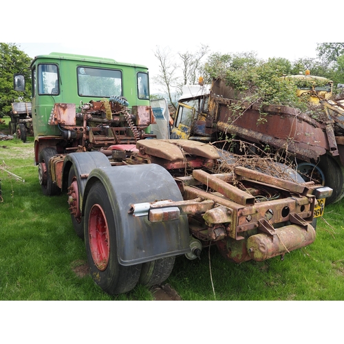 318 - ERF 6 x 2 artic unit. Ex Roberts. Ross Roadways. Reg. HDG 286V. V5