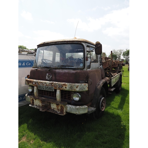 320 - Bedford TK wrecker with Leyland engine. Reg. BDG 358D. V5