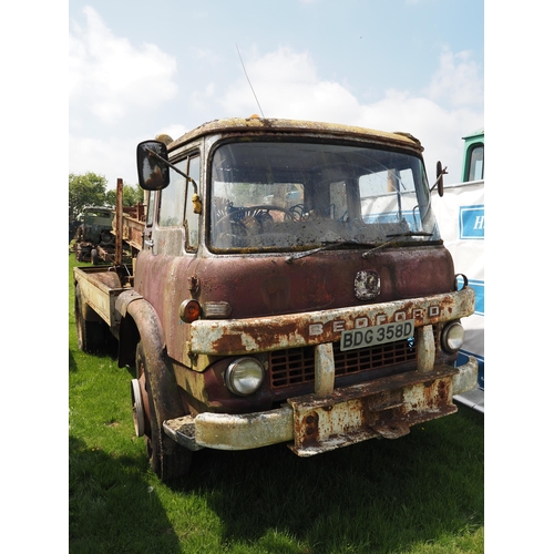 320 - Bedford TK wrecker with Leyland engine. Reg. BDG 358D. V5