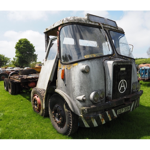 323 - Atkinson Defender 8 wheel double drive chassis cab with Gardner engine and David Brown gearbox