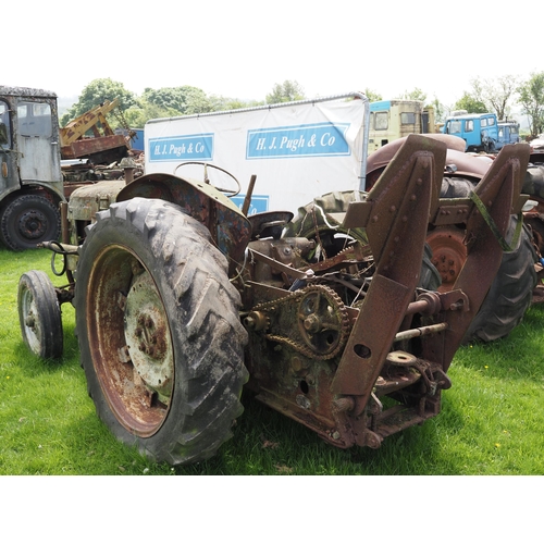 324 - Fordson Major tractor with loader brackets and winch