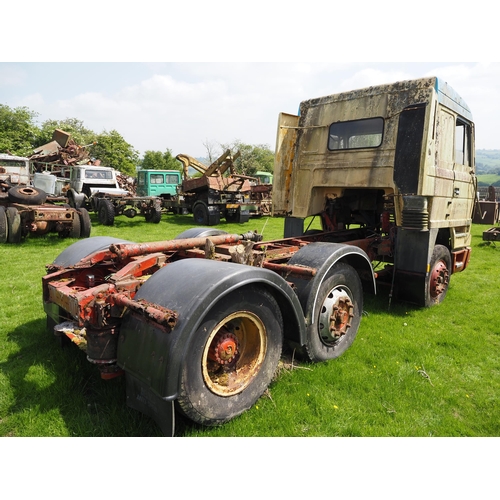 332 - Foden 6 x 2 artic unit chassis cab. Ex Williams, Wigmore, no engine. Reg. K917 XDH