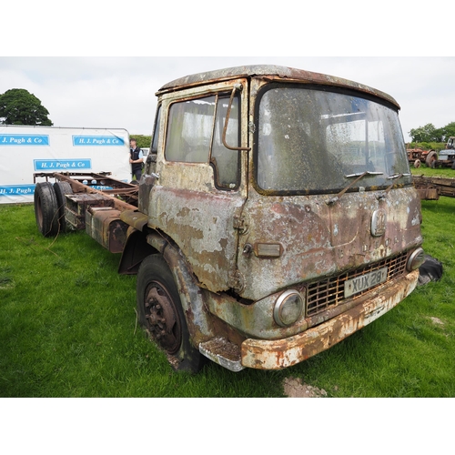 350 - Bedford TK chassis cab. Reg. XUX 28