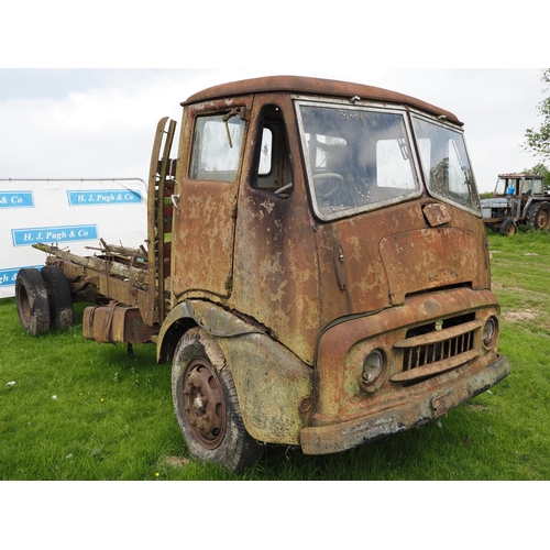 355 - Austin/Morris 6 cylinder diesel chassis cab