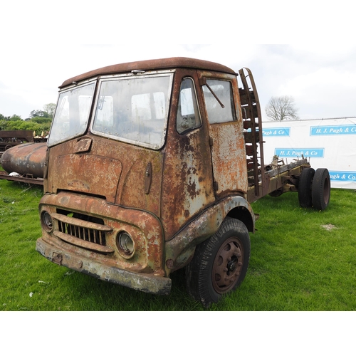 355 - Austin/Morris 6 cylinder diesel chassis cab