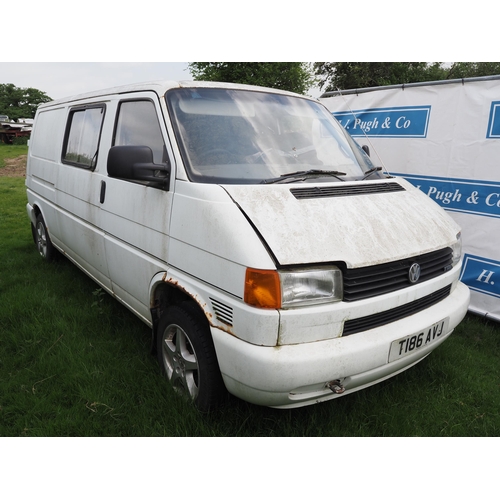 357 - VW Transporter TDI camper conversion. 5 Cylinder engine. Reg. T186 AVJ