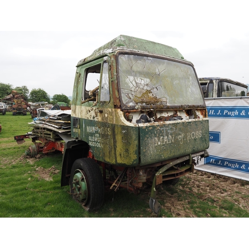 463 - Leyland Freighter chassis cab. No engine