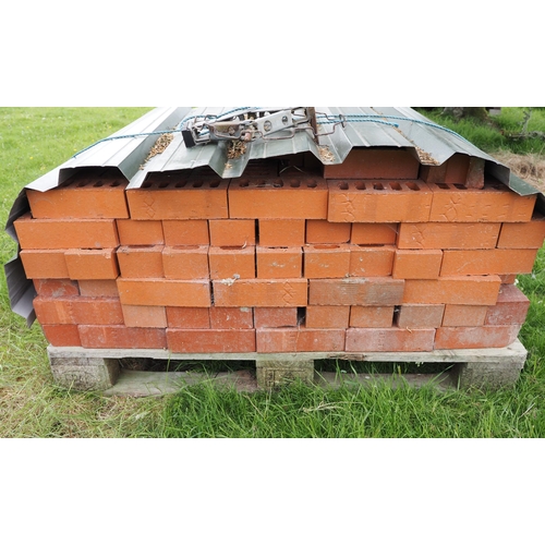 504 - Red bricks - 1 pallet