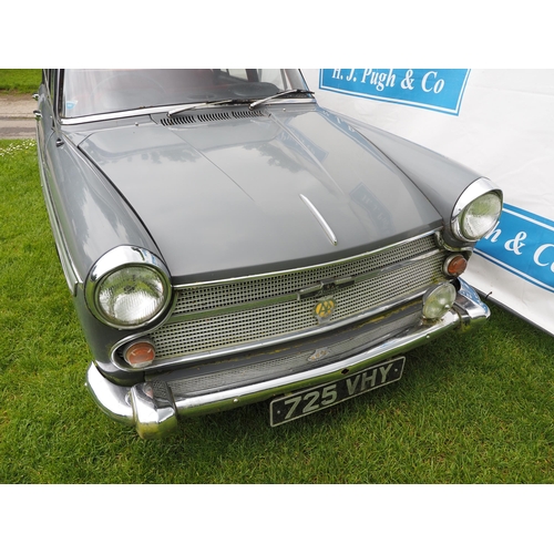 181 - Austin A60 Cambridge 5 door saloon car. 1964. 1622cc. Petrol.
Running when stored. Fitted with 4 spe... 