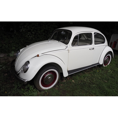 183 - Volkswagen Beetle car. 1967. 1192cc. Petrol
Runs and drives. This car has undergone full restoration... 