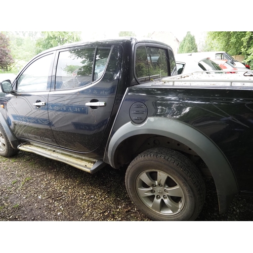 188 - Mitsubishi L200 Animal truck. 2007. 2477cc. Diesel. Genuine low miles on the clock. 78,000 miles sho... 