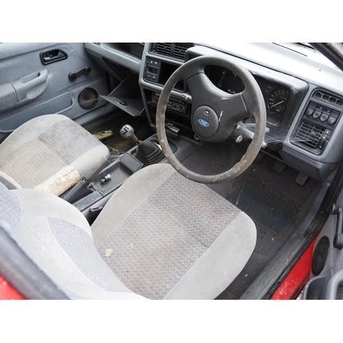 164 - Ford Sierra 2.3 DL saloon car. 1988. 2301cc. Diesel 
Fitted with 5 speed manual gearbox. Showing 76,... 