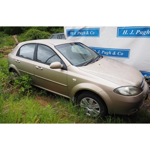 167 - Chevrolet Lacetti saloon car. 2001. 1400cc. Petrol. Believed 6 miles on the clock. 
This car has nev... 